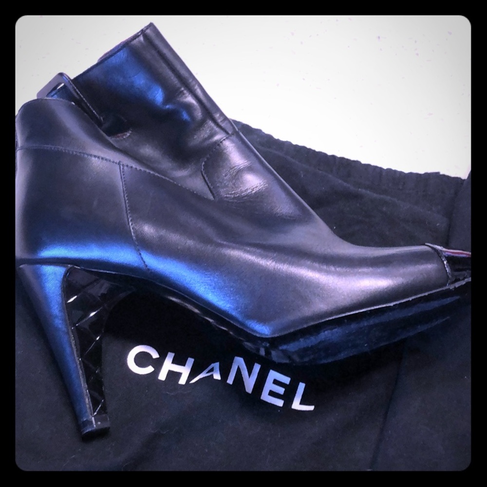 Channel half boots